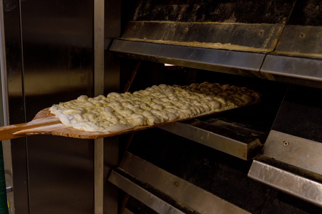 Pizza bianca al forno — Antico Forno Roscioli